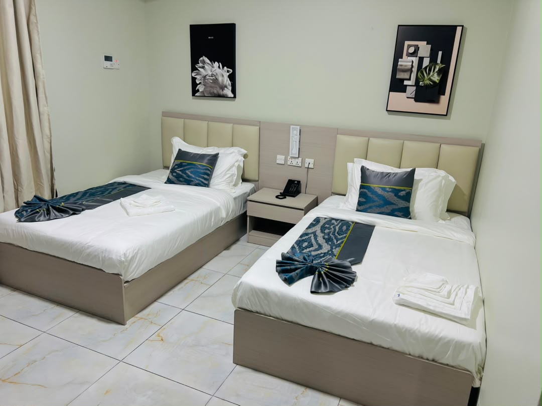 KPP Hotel twin room with two beds